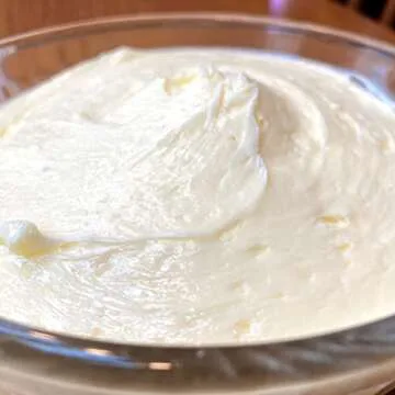 DIY Buttermilk Starter Culture for Health & Baking