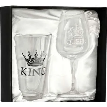 Newlywed Engagements & Anniversaries Gift Set