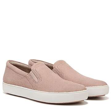 Naturalizer Womens Marianne Comfortable Fashion Casual Slip On Sneaker,Mauve Light Pink,6.5M