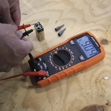 Klein Tools MM325 Digital Multimeter - 600V Testing
