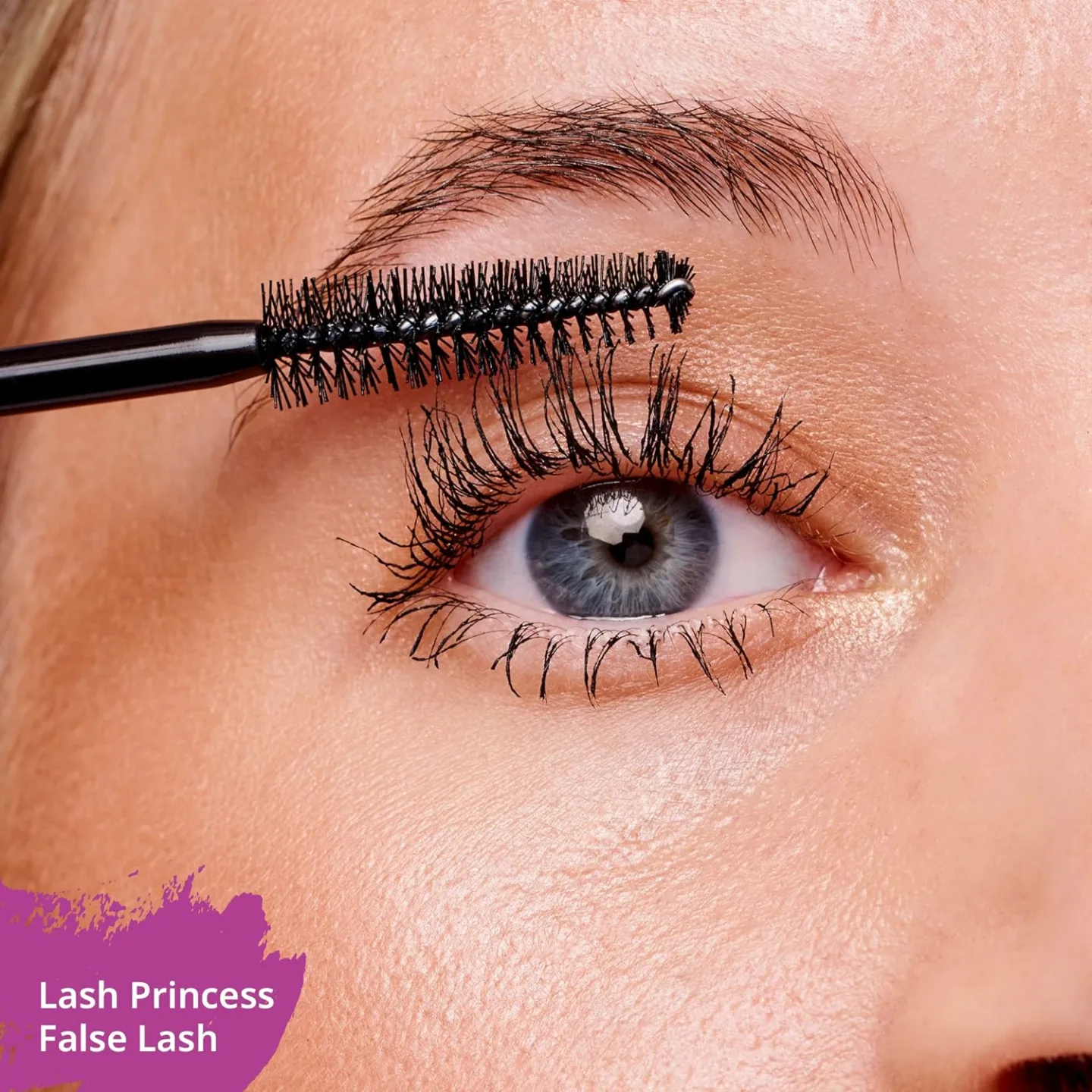 False Lash Effect Mascara for Stunning Volume