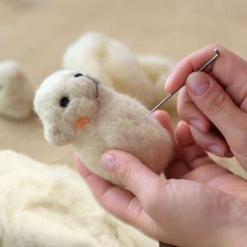 Newwiee Natural Wool Batting for Crafts and Stuffing