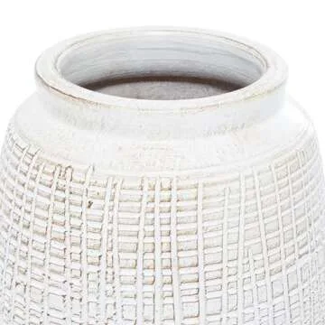 Elegant Ceramic Decorative Vase for Home Décor