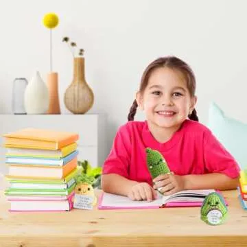 Urbun 3PCS Handmade Emotional Support Crochet Gift, Cute Cucumber Knitting Doll, Funny Reduce Pressure Gift, Creative Crochet Doll Encouragement Ornament with Positive Affirmation Card