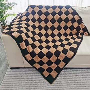 Ultra Soft Checkered Blanket for Ultimate Coziness