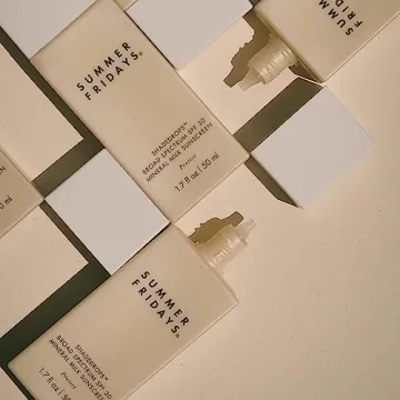 Summer Fridays SPF 30 Mineral Milk Sunscreen Lightweight