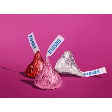 HERSHEY'S Kisses Milk Chocolate Candy Heart Box 6.5 Oz