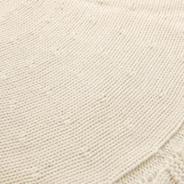 Aeranto Ivory Knitted Christmas Tree Skirt for Holiday Charm