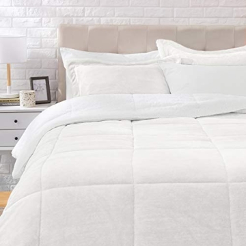 Amazon Basics Micromink Sherpa King Comforter Ultra-Soft Cream