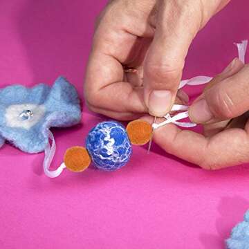 Sntieecr 120 Pieces 10mm Wool Felt Balls Mixed Colored Handmade Felted Pom Poms Wool Beads Felt Ball for DIY Crafts