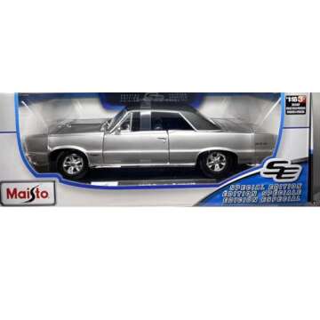 Maisto 1965 Pontiac GTO 1/18 Special Edition DieCast Car (Silver)