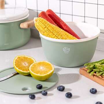 Citylife 2 Set Kitchen Colander Bowl Pasta Strainer Plastic Fruit Bowl Colanders with Lids 2.1 QT Dual-Layer Draining Bowl Vegetable Washing Basket