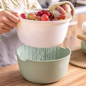 Citylife 2 Set Kitchen Colander Bowl Pasta Strainer Plastic Fruit Bowl Colanders with Lids 2.1 QT Dual-Layer Draining Bowl Vegetable Washing Basket