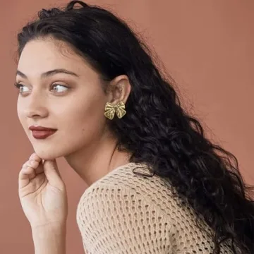 Stylish Vintage Gold Bow Earrings for Women | FAMARINE