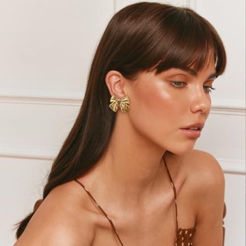 Stylish Vintage Gold Bow Earrings for Women | FAMARINE