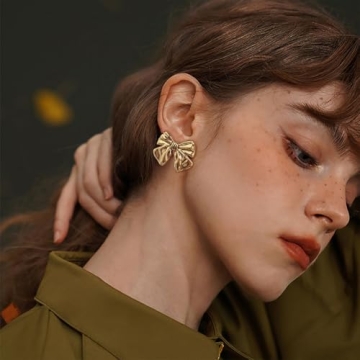 Stylish Vintage Gold Bow Earrings for Women | FAMARINE