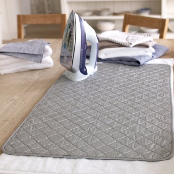 Portable Ironing Mat Blanket for Convenient Ironing Anywhere