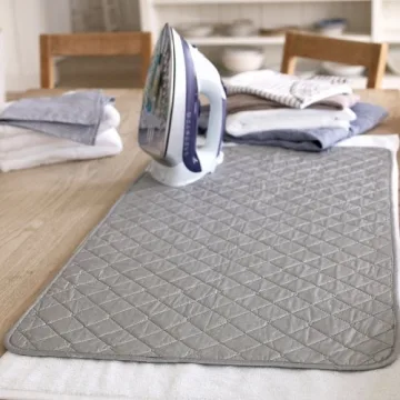 Portable Ironing Mat Blanket for Convenient Ironing Anywhere