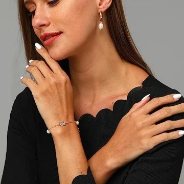 XYJZXY Gold Tiny Pearl Bracelet for Elegant Style