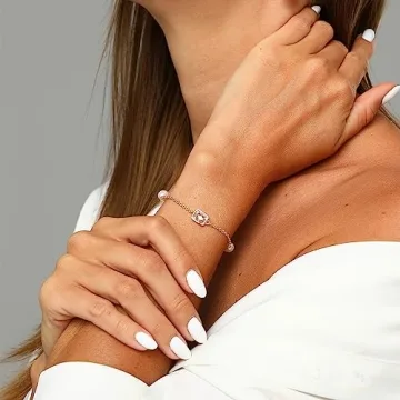 XYJZXY Gold Tiny Pearl Bracelet for Elegant Style