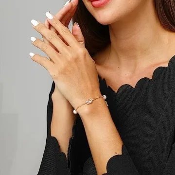 XYJZXY Gold Tiny Pearl Bracelet for Elegant Style