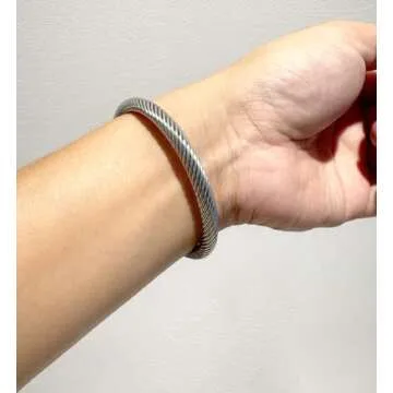 Stylish Jeolory Adjustable Charm Bracelet for Men and Women