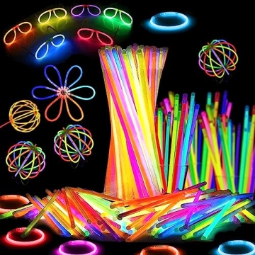 Naivees 102 Pack Glow Sticks Bulk Party Supplies - Vibrant 8 Inch Glow in the Dark with Connectors