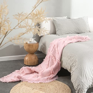 Ultra Soft Quilted Throw Blanket for Cozy Living