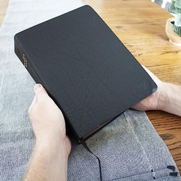 MacArthur NASB Study Bible Large Print Leather Indexed