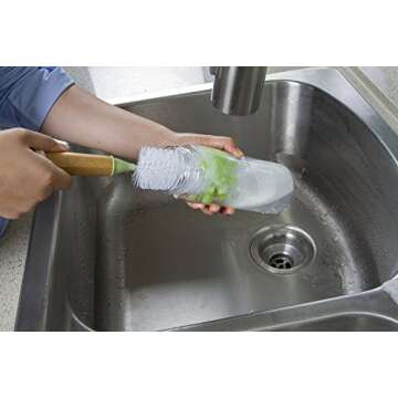 Sustainable Evriholder Bottle Brush for Easy Cleaning