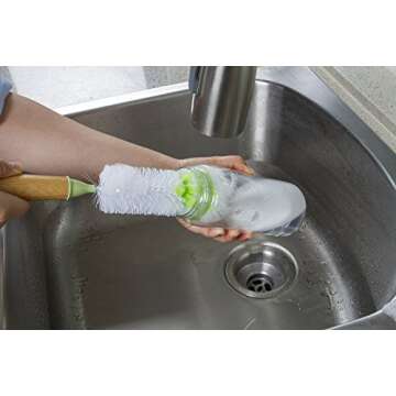 Sustainable Evriholder Bottle Brush for Easy Cleaning