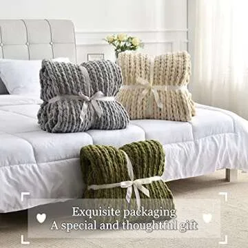 Cozy Maetoow Chenille Chunky Blanket for All Occasions