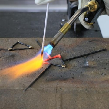 Powerful Bernzomatic TS 8000 Torch for DIY Projects