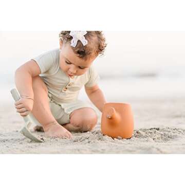 Marlowe & Co Silicone Gardening Set, Garden Tools and Beach Toys for Children (Terracotta)