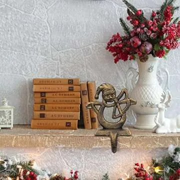 JDYFQIAN Retro Christmas Stocking Holders Set of 4