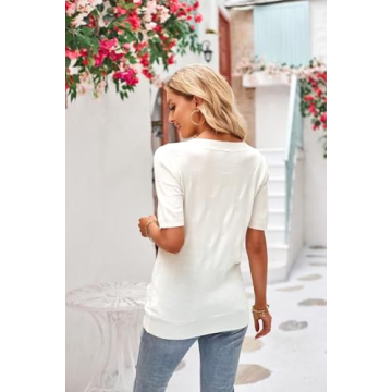 Arach&Cloz Women’s Lightweight Sweater for Year-Round Style