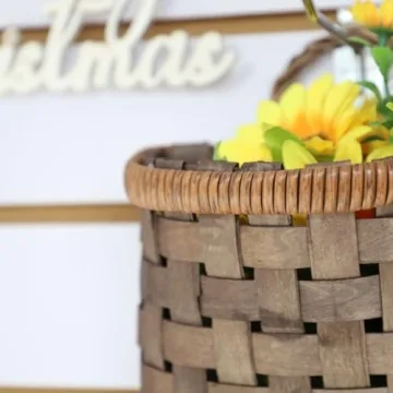 SHCMSADO Bamboo Storage Basket for Wall - Stylish Organizer