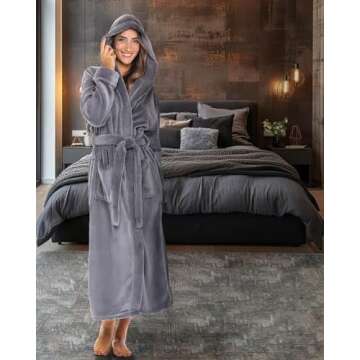 Alexander Del Rossa Women's Robes, Long Plush Bathrobe, Womens Robe with Hood, Hooded Robes for Wome...