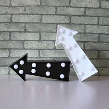 3D Arrow Sign Light LED Plastic Arrow Shaped Sign-Lighted Marquee Arrow Sign Wall Decor for Christma...