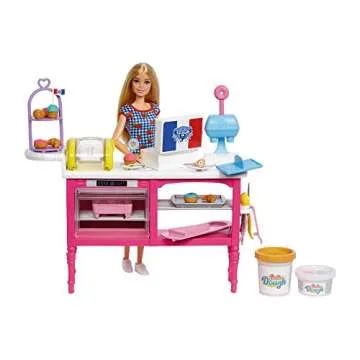 Barbie It Takes Two Baking Set with Malibu Doll and 18 Accessories Including Modelling Dough 3 Colours and Moulds, Children's Toy, from 3 Years, HJY19
