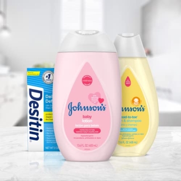 Johnson's First Touch Baby Gift Bath Set for Newborns