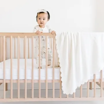 Luxurious Makemake Organics Baby Blanket - 100% Organic Cotton, Versatile & Stylish