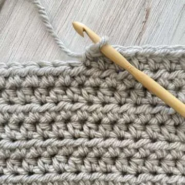 Lion Brand Hue + Me Bulky Yarn - Perfect for Crafting