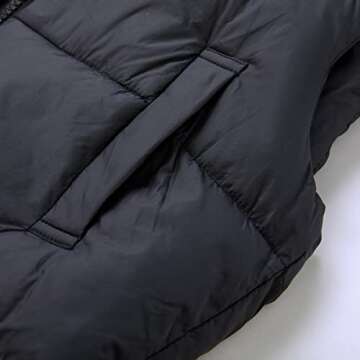 Lightweight Cropped Puffer Vest for Stylish Fall Wear