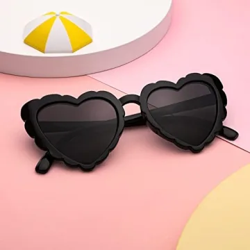 Trendy FEISEDY Heart Shaped Sunglasses for Women