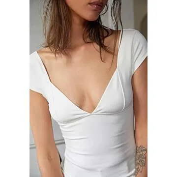 ABYOVRT Women Low Cut Tops Backless Deep V Neck Short Sleeve Crop Tops Sexy Summer Y2k Shirt Going Out Club Wear (A-White,S)