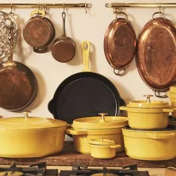 Staub 11-inch Cast Iron Skillet for Perfect Cooking Experience