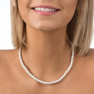 Elegant Pearl Choker Necklace for Timeless Style