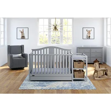 Graco Solano 4-in-1 Convertible Crib and Changer