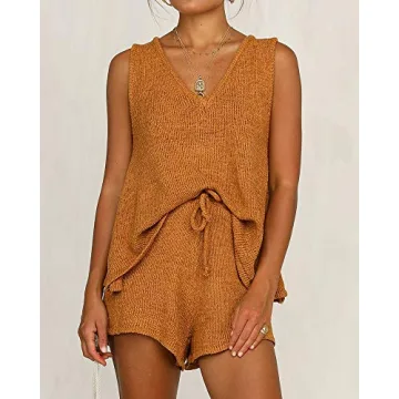 Trendy Womens 2 Piece Summer Outfits for Beach Fun